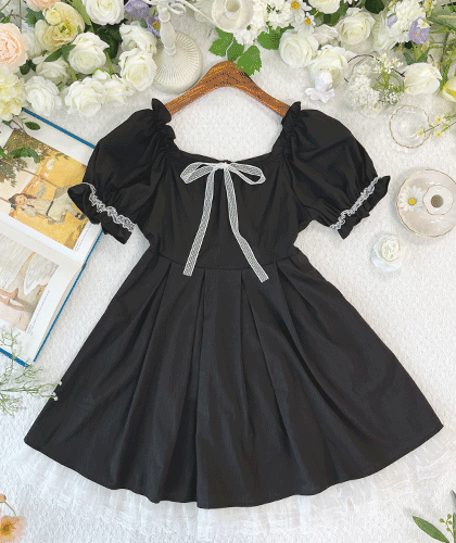 비무드 블랙 드레스
